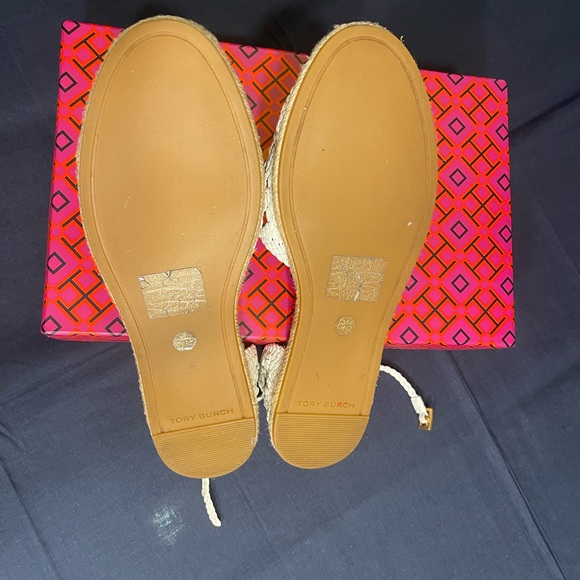Tory Burch women shoes, size 6.5 USA - Picture 3 of 6
